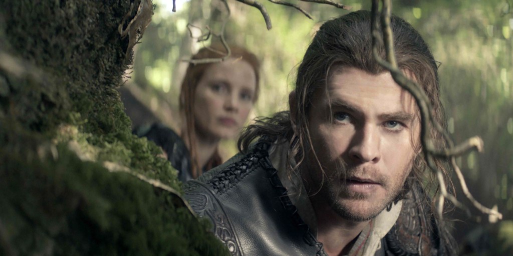 Chris Hemsworth propels new story of ‘The Huntsman: Winter’s&nbsp;War’