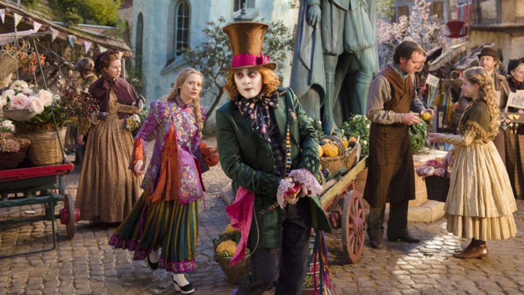 ‘Alice Through the Looking Glass’ reunites star-studded&nbsp;cast