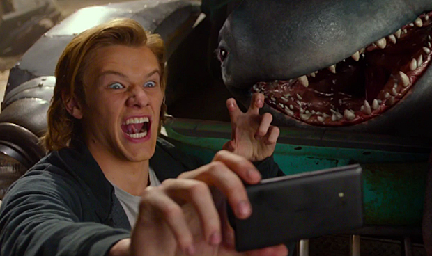 monster-trucks-lucas-till