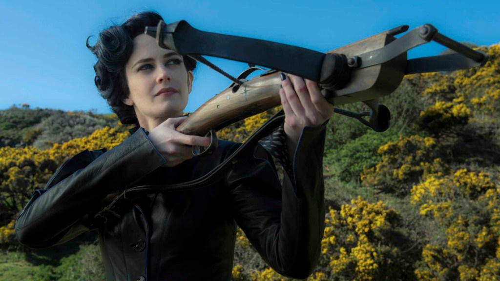 ‘Miss Peregrine’s Home for Peculiar Children’ showcases stunning action, imagery