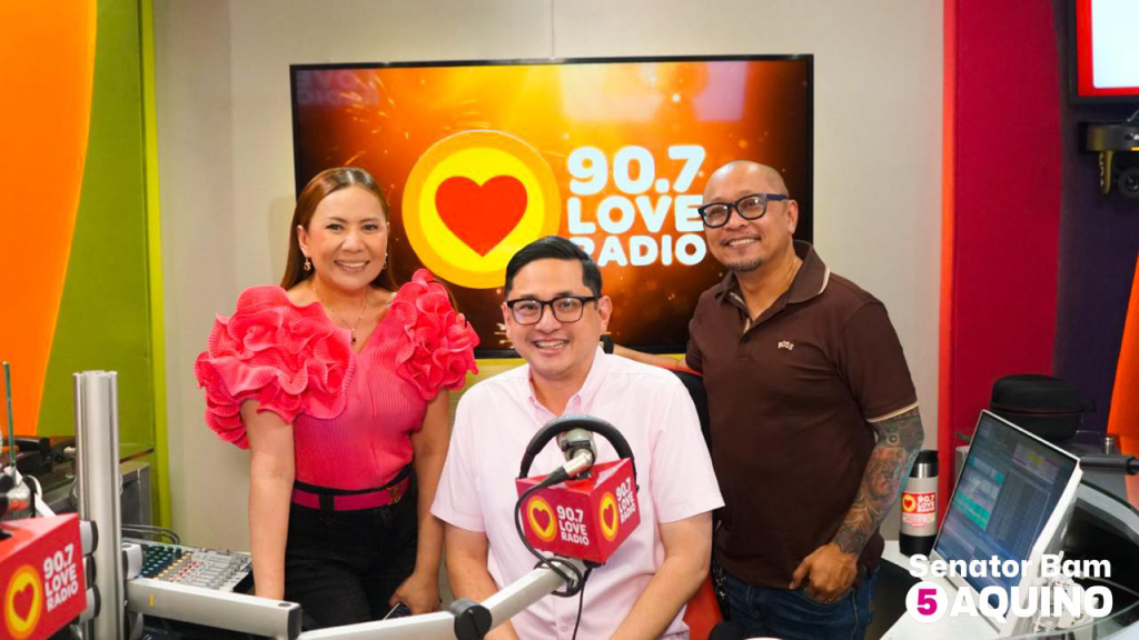 DJs Nicole Hyala, Diego Bandido (former scholars) praise Bam Aquino’s free college&nbsp;law