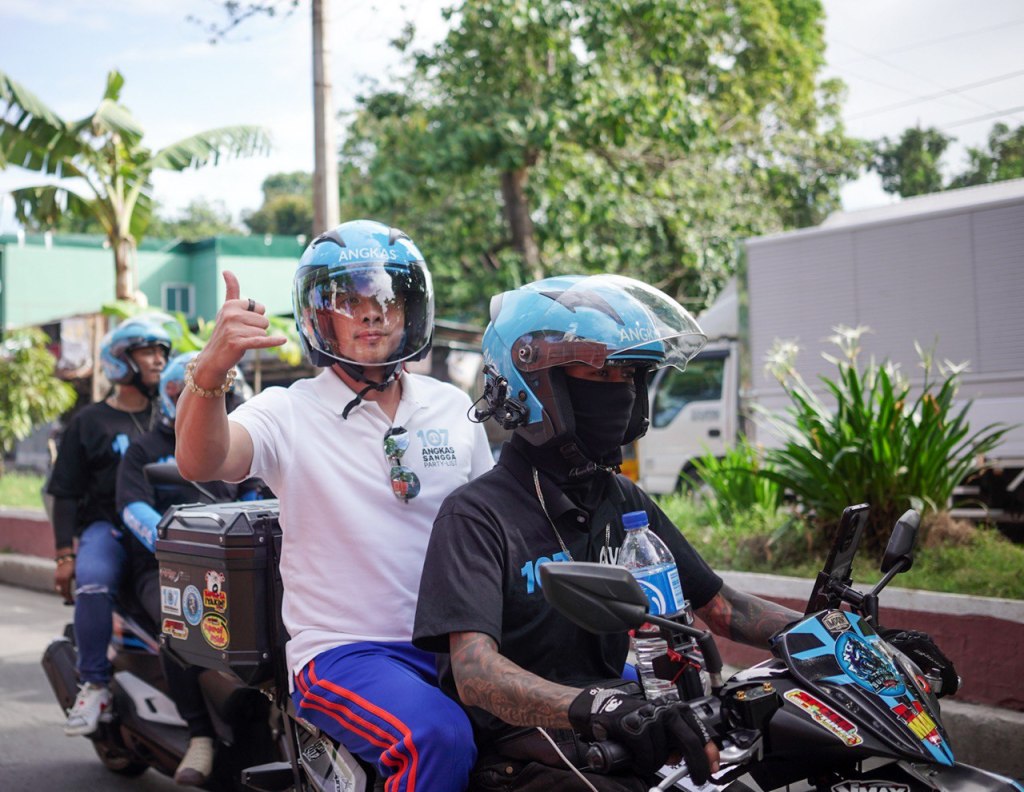 Angkasangga ends campaign with massive motorcade to Congress